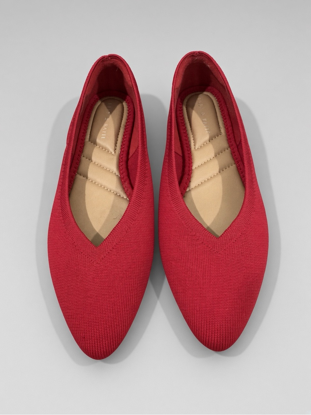Womens Kelly & Katie “Maureen” Red Knit Flat 7.5M
